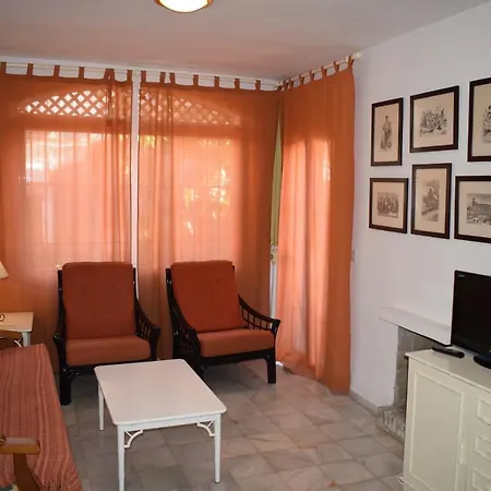 Verano Azul 75 Holiday home *